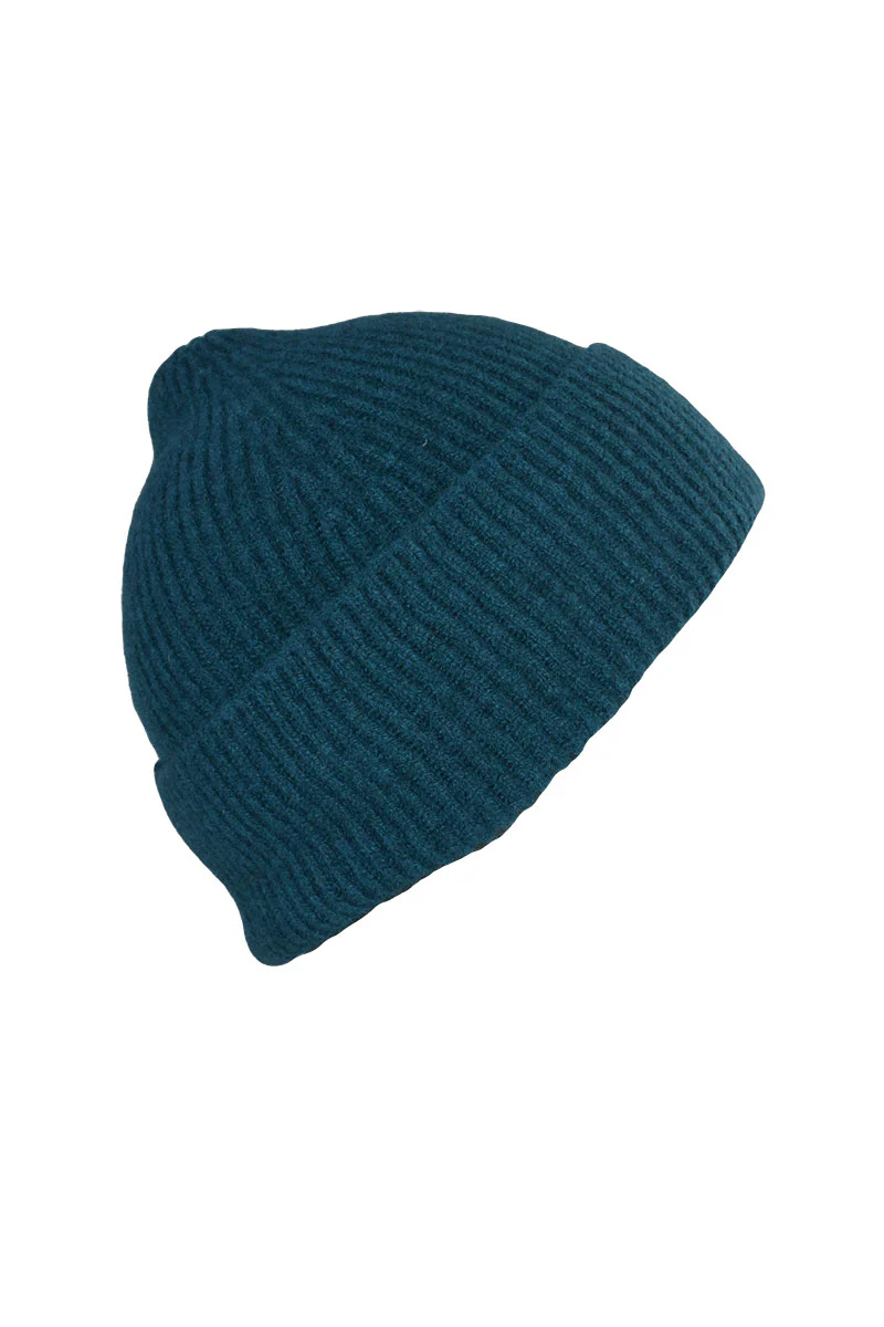 Lambswool Ribbed Beanie Hat - Image 15