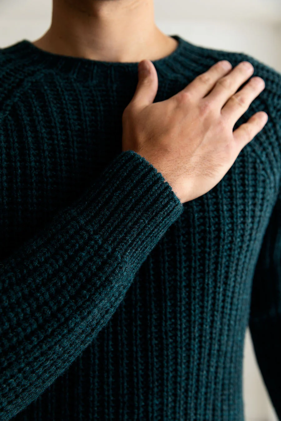 Mens Geelong Superfine Lambswool Fisherman’s Rib Jumper - Teal - Image 5