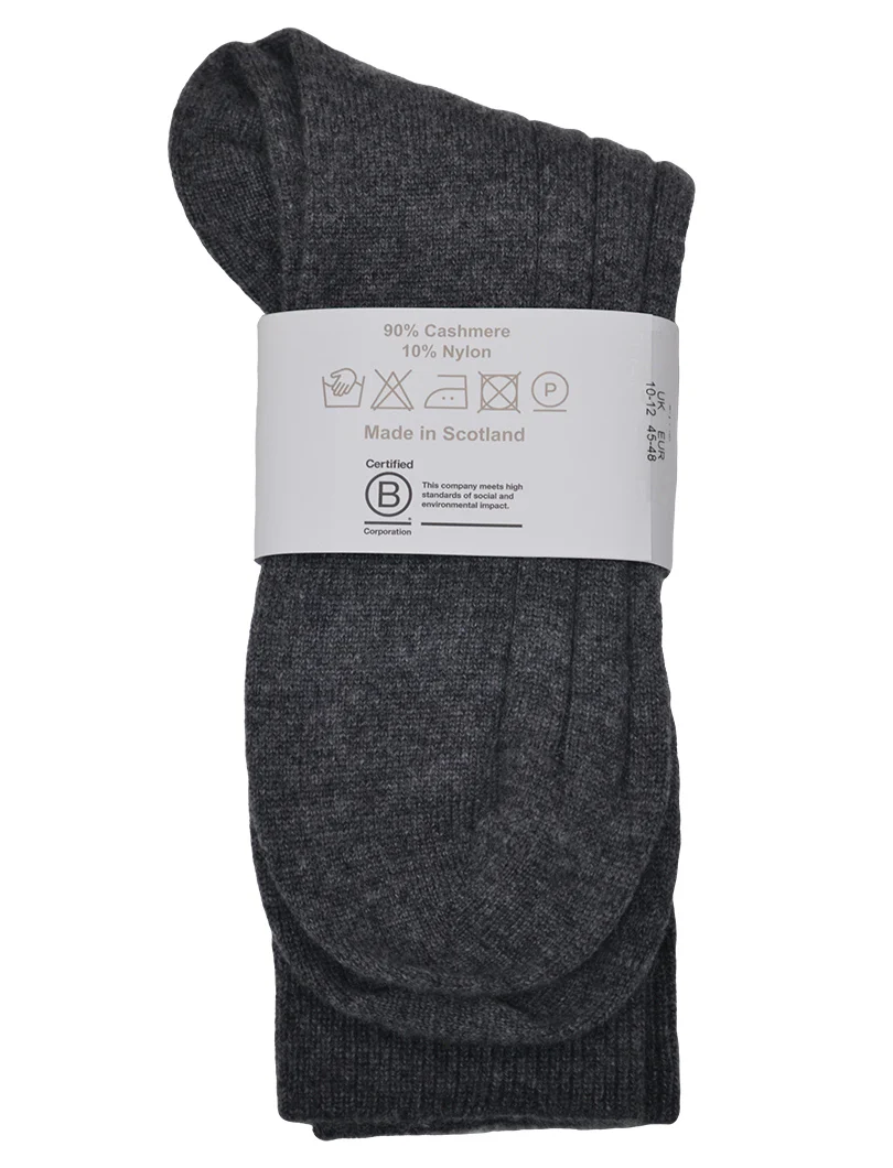 Mens Scottish Cashmere Socks - mid grey - Image 3