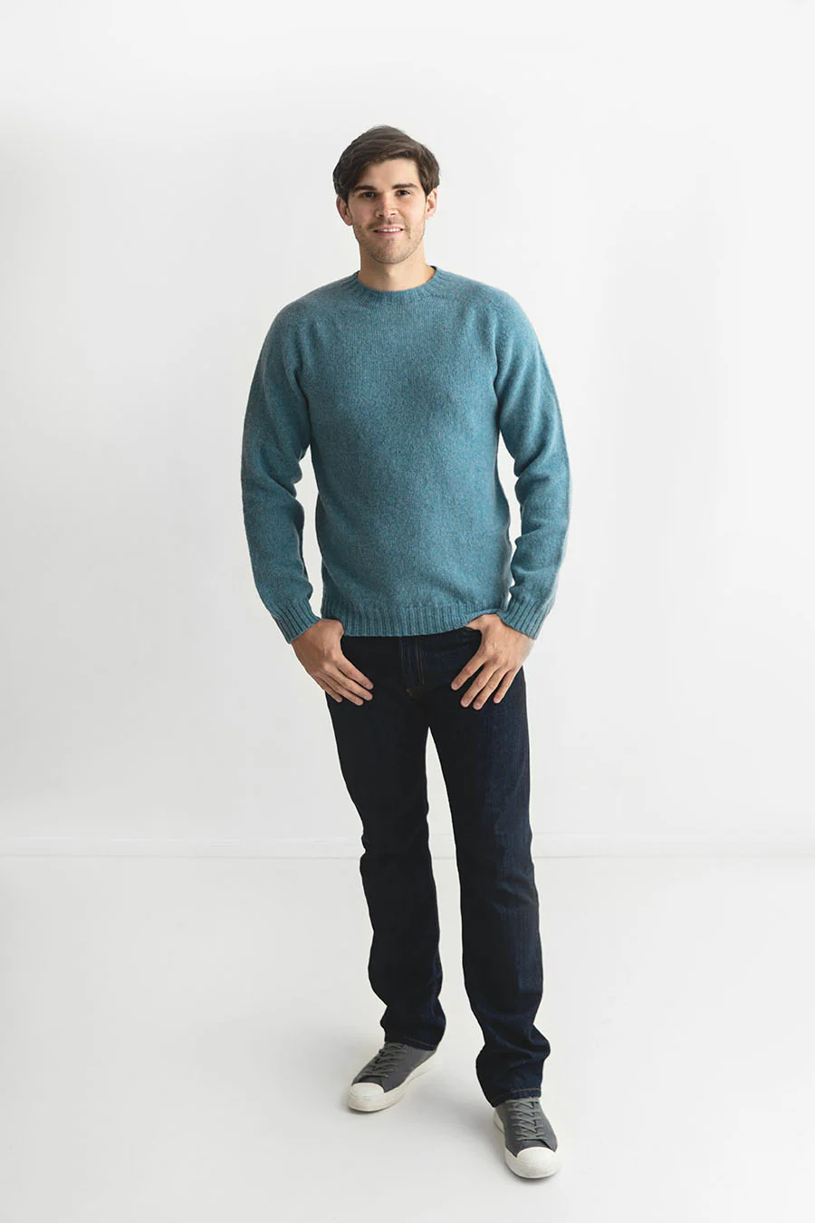 Mens Seamless Saddle Shoulder Shetland Jumper - Light Teal - Image 6