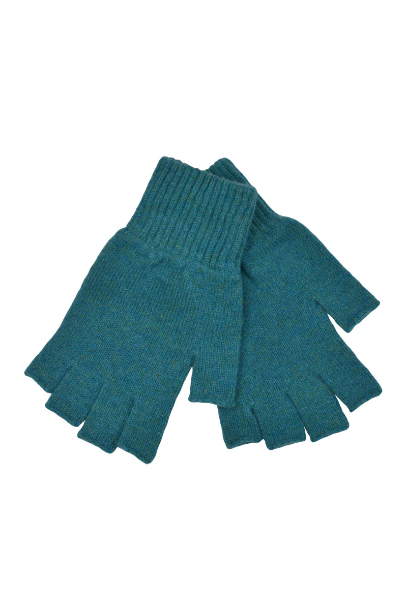 Womens Scottish Lambswool Fingerless Gloves - Image 4