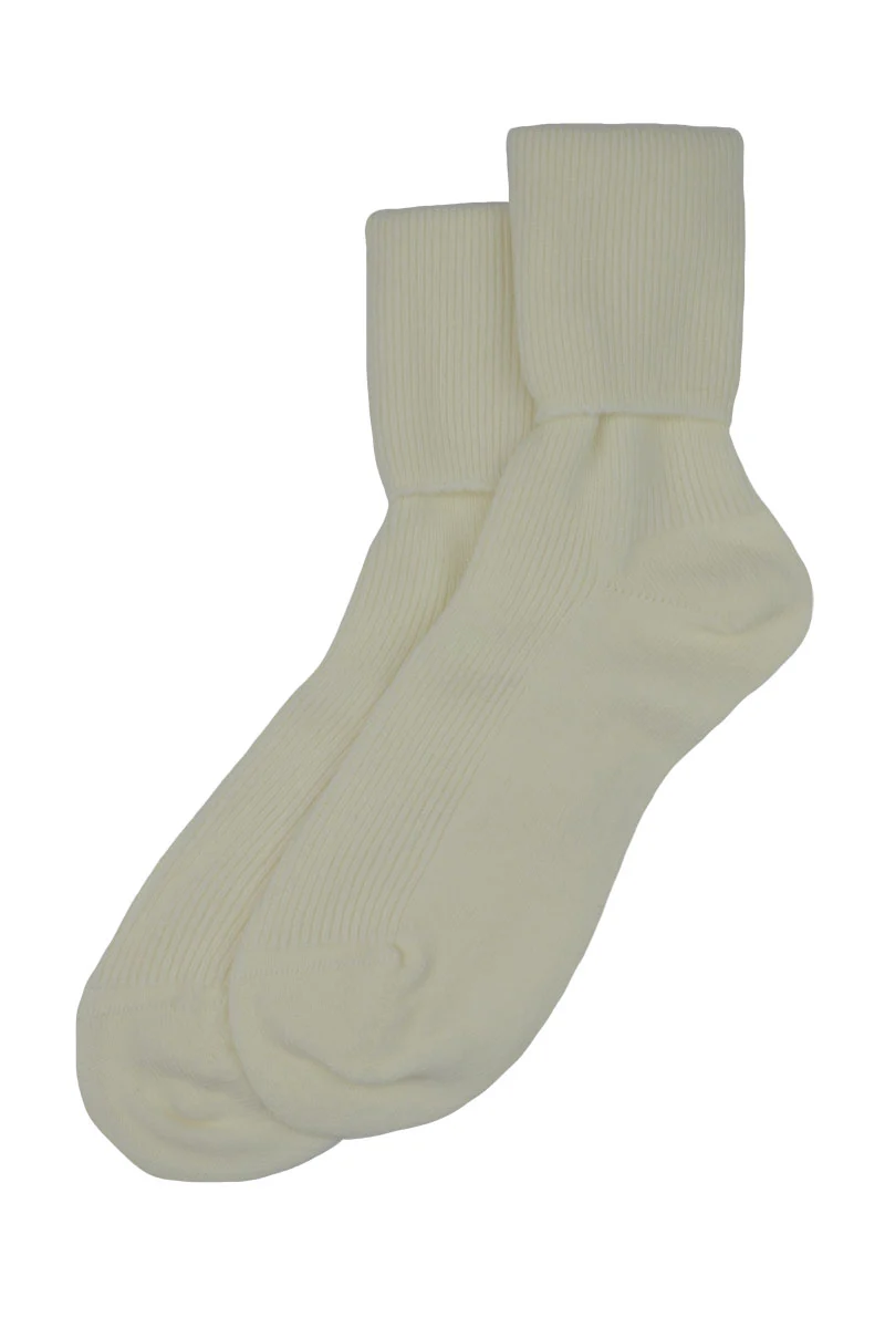 Womens Scottish Cashmere Socks - Image 8